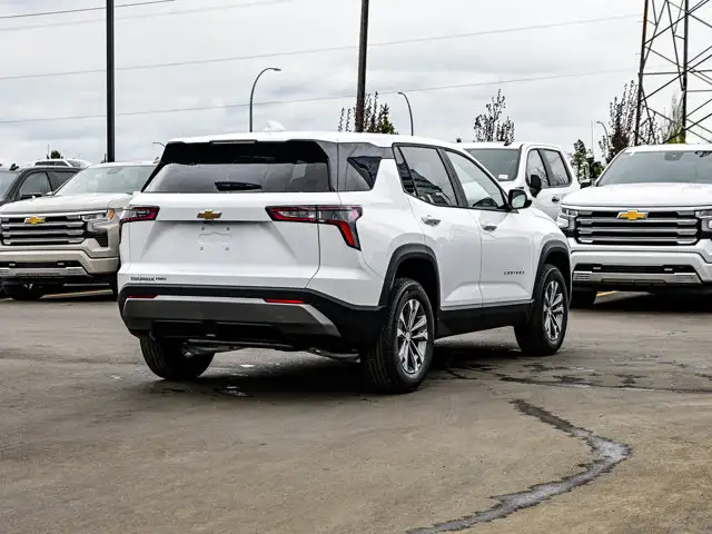 2026 Chevrolet Equinox AWD LT - Photo 13