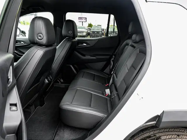 2026 Chevrolet Equinox AWD LT - Photo 30