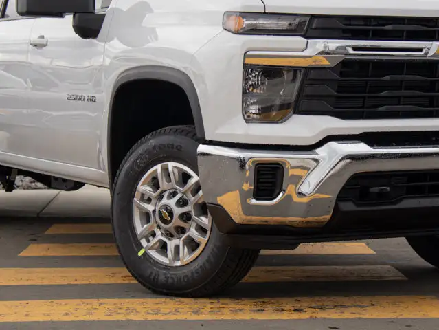 2026 Chevrolet Silverado 2500HD LT - Photo 6