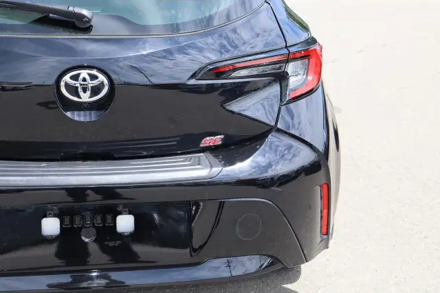 2025 Toyota Corolla SE Hatchback - Photo 6