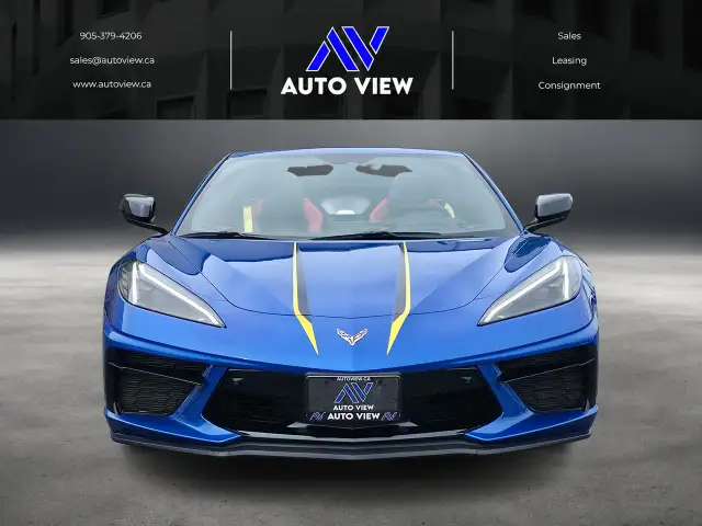 2023 Chevrolet Corvette 3LT LOW MILEAGE - Photo 2