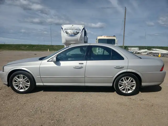 2004 Lincoln LS - Photo 5