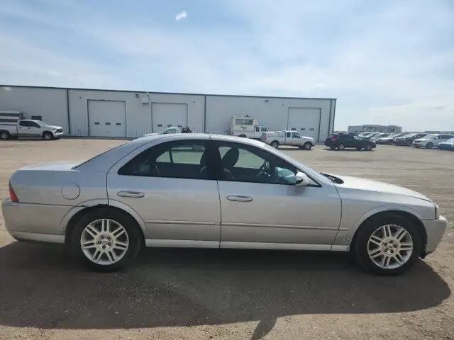 2004 Lincoln LS - Photo 7