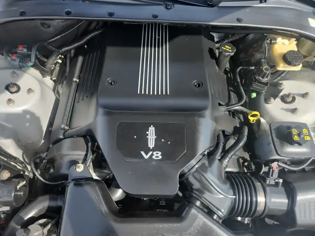 2004 Lincoln LS - Photo 25