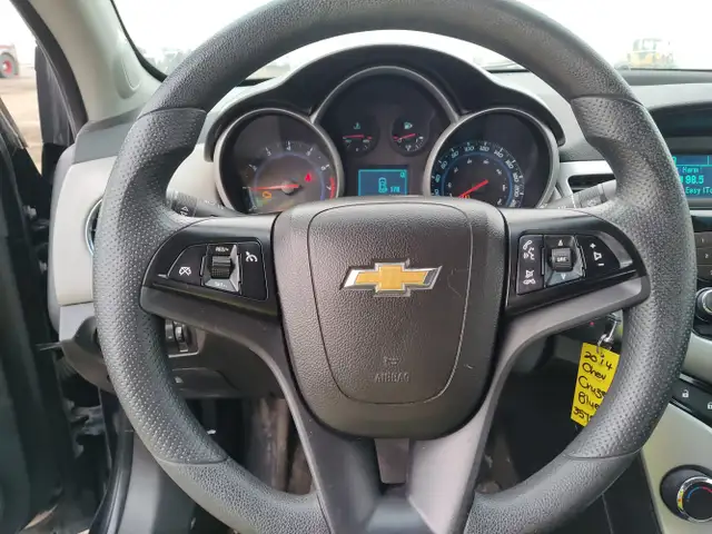 2014 Chevrolet Cruze - Photo 18