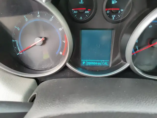 2014 Chevrolet Cruze - Photo 24