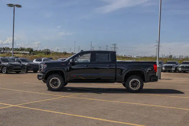 2026 GMC Sierra 1500 AT4X - Photo 5