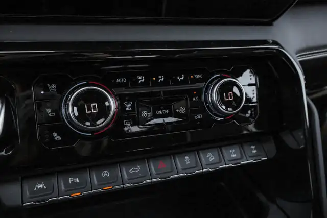 2026 GMC Sierra 1500 AT4X - Photo 27