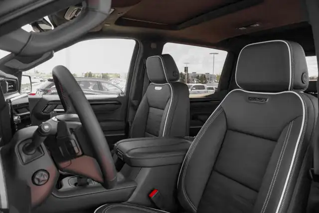 2026 GMC Sierra 1500 AT4X - Photo 33