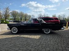 1957 Ford Thunderbird - Photo 2