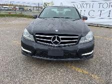 2014 Mercedes-Benz C-Class - Photo 2