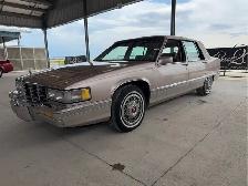 1991 Cadillac Fleetwood - Photo 6