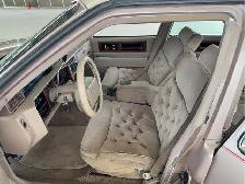 1991 Cadillac Fleetwood - Photo 15