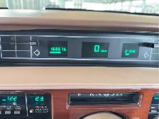 1991 Cadillac Fleetwood - Photo 18