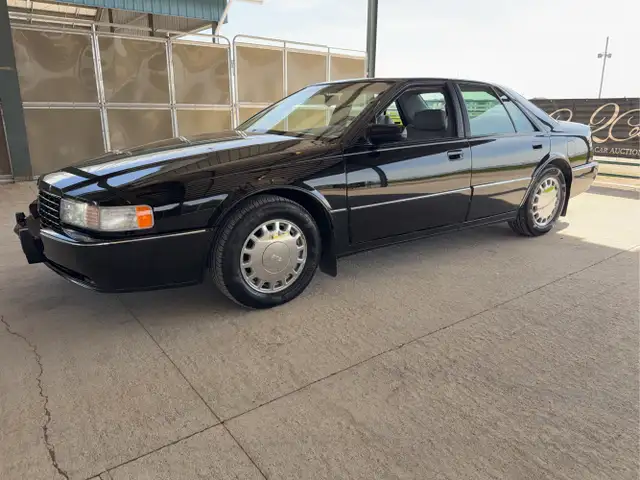 1993 Cadillac Seville - Photo 2