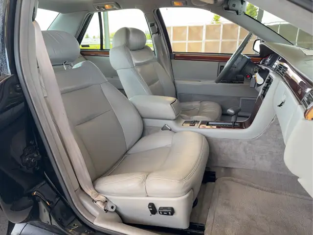 1993 Cadillac Seville - Photo 22