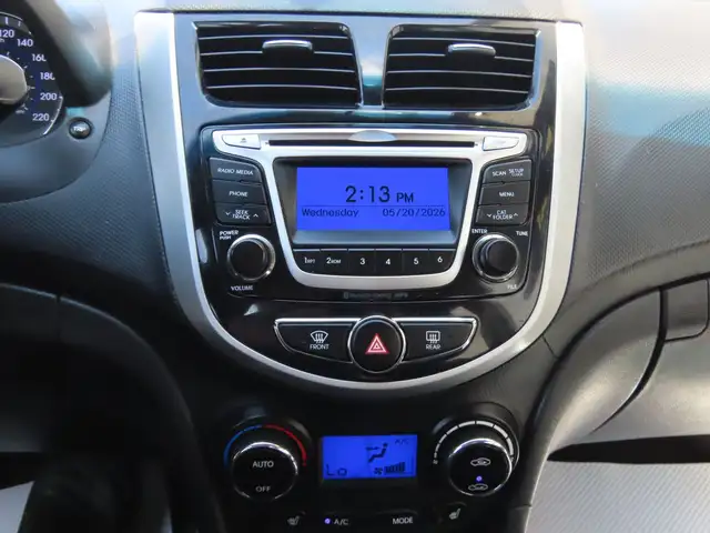 2014 Hyundai Accent - Photo 10
