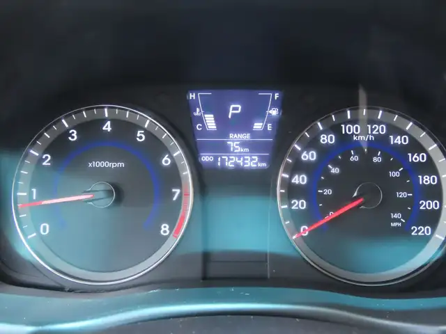 2014 Hyundai Accent - Photo 11