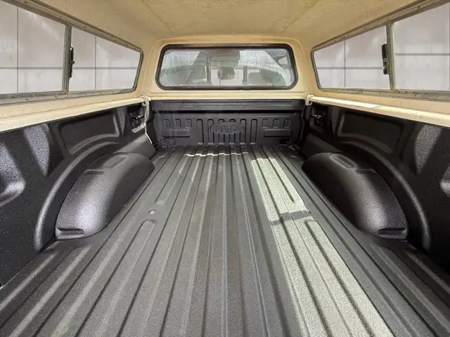 2022 Ford F-150 XLT 4WD SuperCrew 6.5' Box - Photo 6