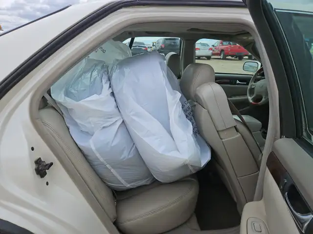1999 Cadillac Seville - Photo 37