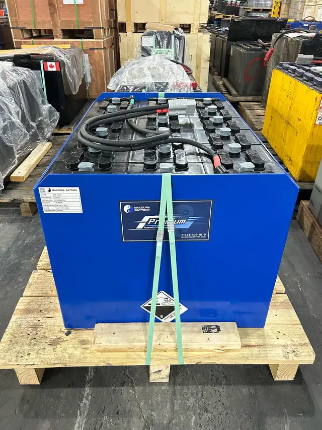 Lead acid new forklift battery