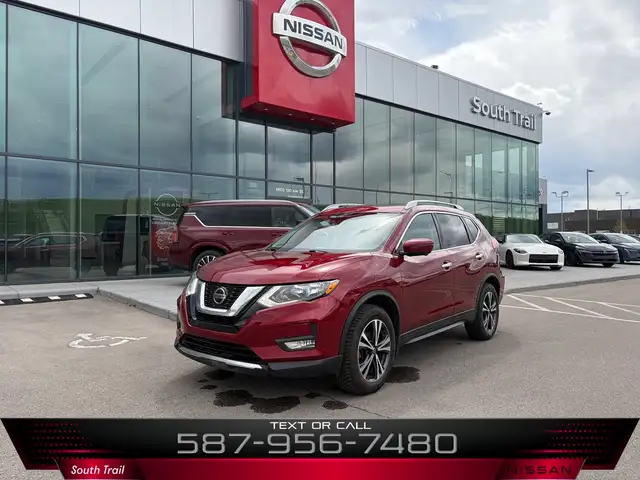 2020 Nissan Rogue SV AWD • Technology Package • 360 Cam • Moonro