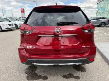 2020 Nissan Rogue SV AWD • Technology Package • 360 Cam • Moonro - Photo 5