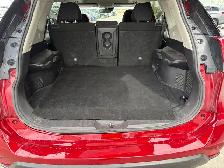 2020 Nissan Rogue SV AWD • Technology Package • 360 Cam • Moonro - Photo 6