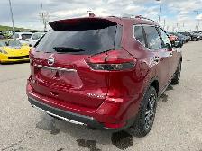 2020 Nissan Rogue SV AWD • Technology Package • 360 Cam • Moonro - Photo 8
