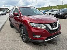 2020 Nissan Rogue SV AWD • Technology Package • 360 Cam • Moonro - Photo 10