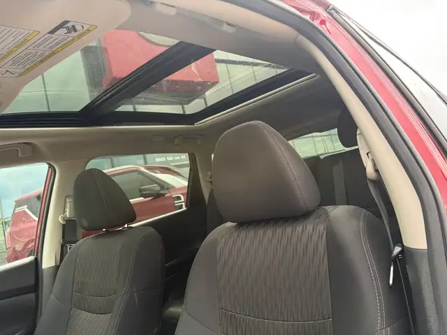 2020 Nissan Rogue SV AWD • Technology Package • 360 Cam • Moonro - Photo 13