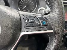 2020 Nissan Rogue SV AWD • Technology Package • 360 Cam • Moonro - Photo 18