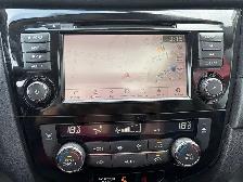 2020 Nissan Rogue SV AWD • Technology Package • 360 Cam • Moonro - Photo 20