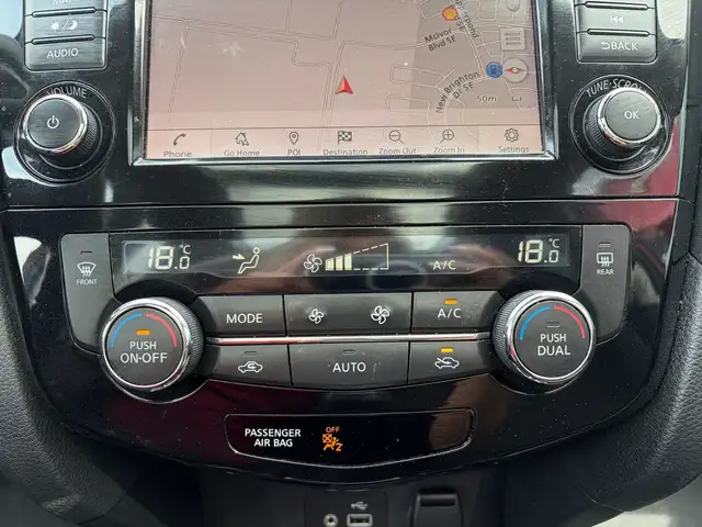 2020 Nissan Rogue SV AWD • Technology Package • 360 Cam • Moonro - Photo 22