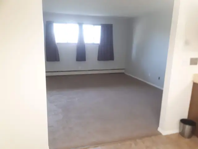 2 Bedroom Apartment - Photo 3