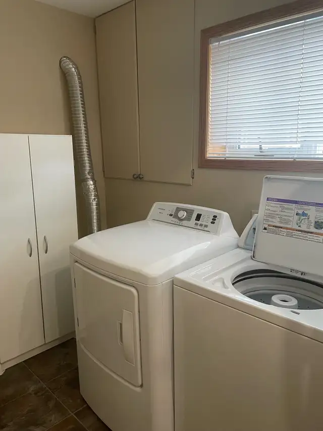 Basement Suite For Rent - Photo 3