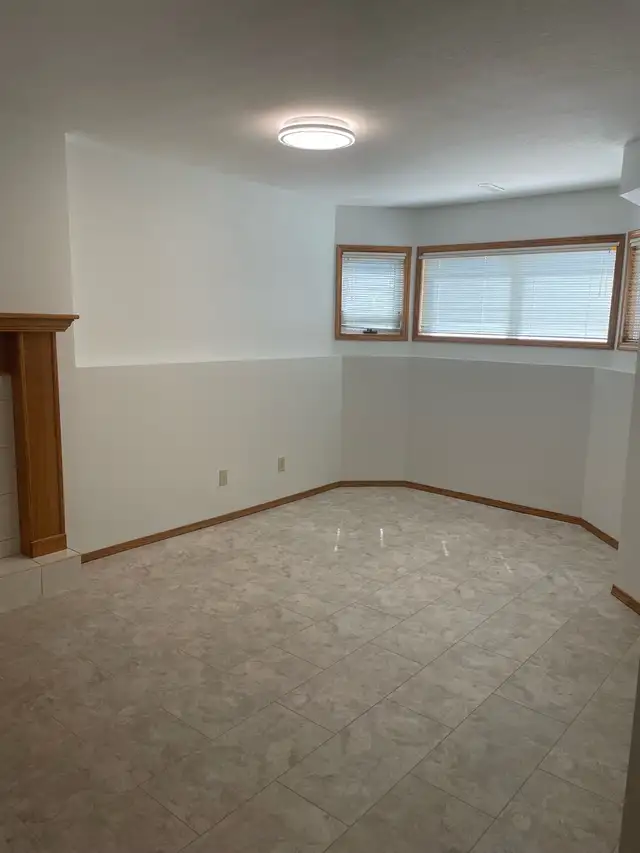 Basement Suite For Rent - Photo 7