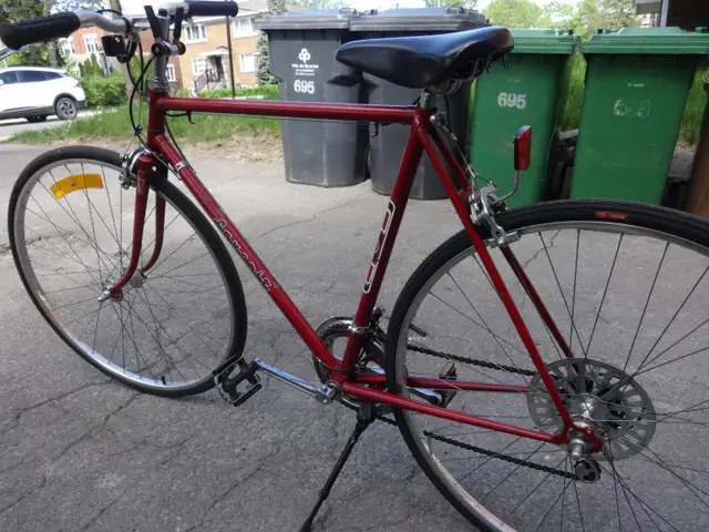 VÉLO FAVORIT DE ROUTE, FAIT EN EUROPE. 27 POUCES. PROPRE. - Photo 9