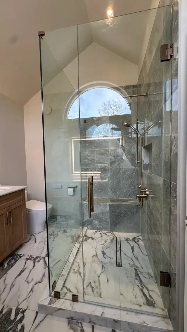 BATHTUB SLIDING GLASS DOORS SHOWER ENCLOSURE GLASS RAILING PARTI
