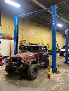FOR SALE: 'Atlas Apex 12' 12,000 lbs Vehicle Lift
