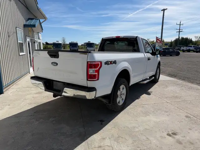 2018 Ford F150 XLT 4x4 - Photo 2