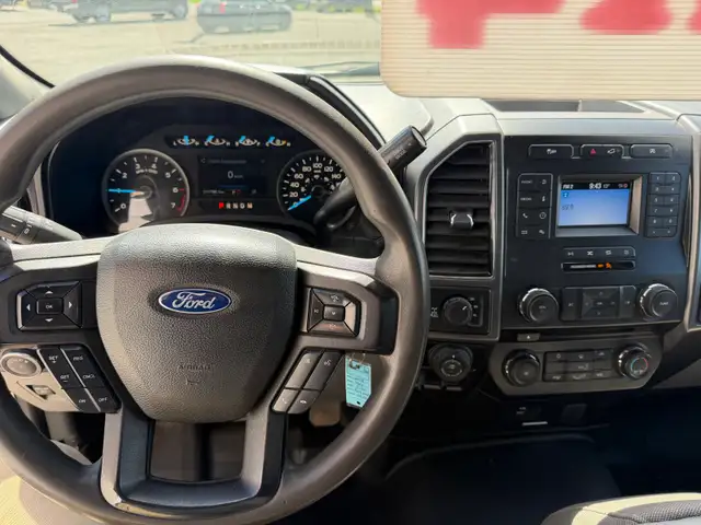2018 Ford F150 XLT 4x4 - Photo 6