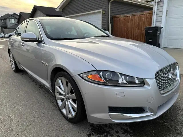 2013 Jaguar XF 3.0L Supercharge AWD For Sale.