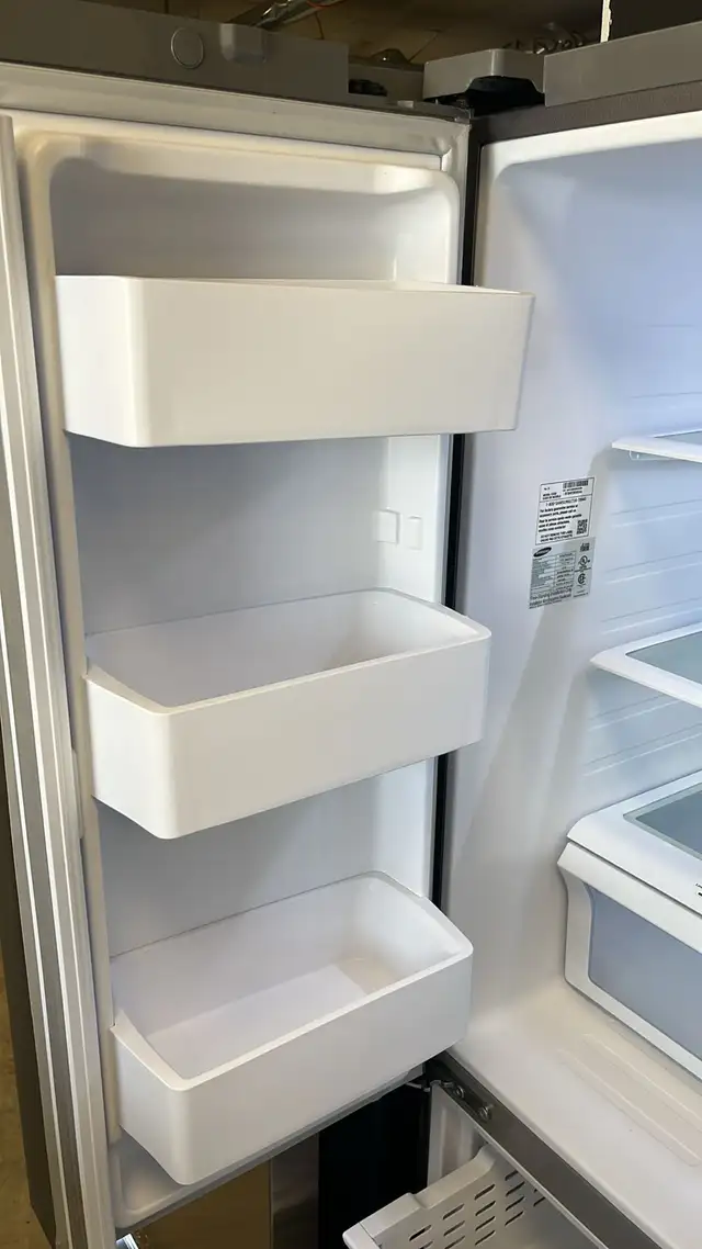 Samsung French Door Refrigerator 36"-30-Day Warranty - Photo 5