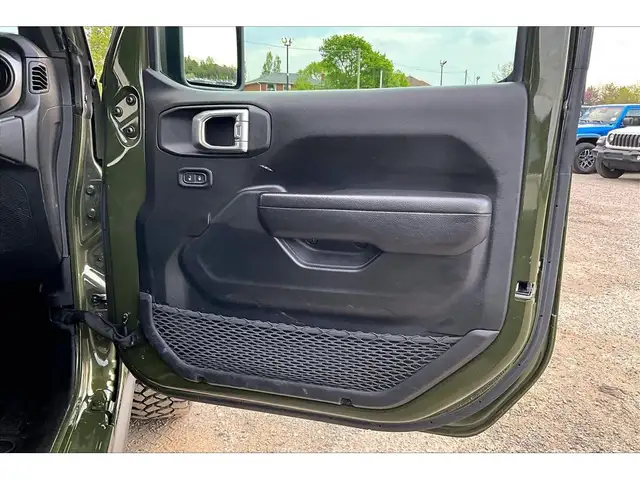 2022 Jeep Wrangler Willys 4Dr 6Spd Manual | Alpine NAV | 4X4 - Photo 19