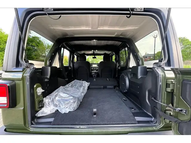 2022 Jeep Wrangler Willys 4Dr 6Spd Manual | Alpine NAV | 4X4 - Photo 28