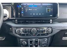 2024 Jeep Wrangler Sahara | Skytop | Leather | Alpine | NAV | 4X - Photo 6
