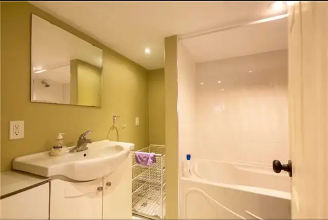 1 Room Available for Rent near McMaster University (Female) - Photo 6