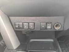 2017 Toyota RAV4 LE • AWD Camera Bluetooth - Photo 15