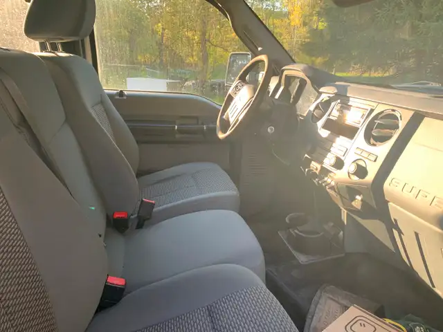 Ford f350 super duty ! 10000 obo runs drives mint .  2015 - Photo 4
